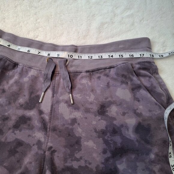 Athleta Shorts 4" Sz 1X Balance Printed Drawstring Waist Pull On Boho Workout - Picture 10 of 14